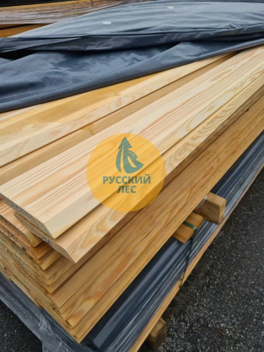 Скошенный планкен из лиственницы C 20мм x 140мм