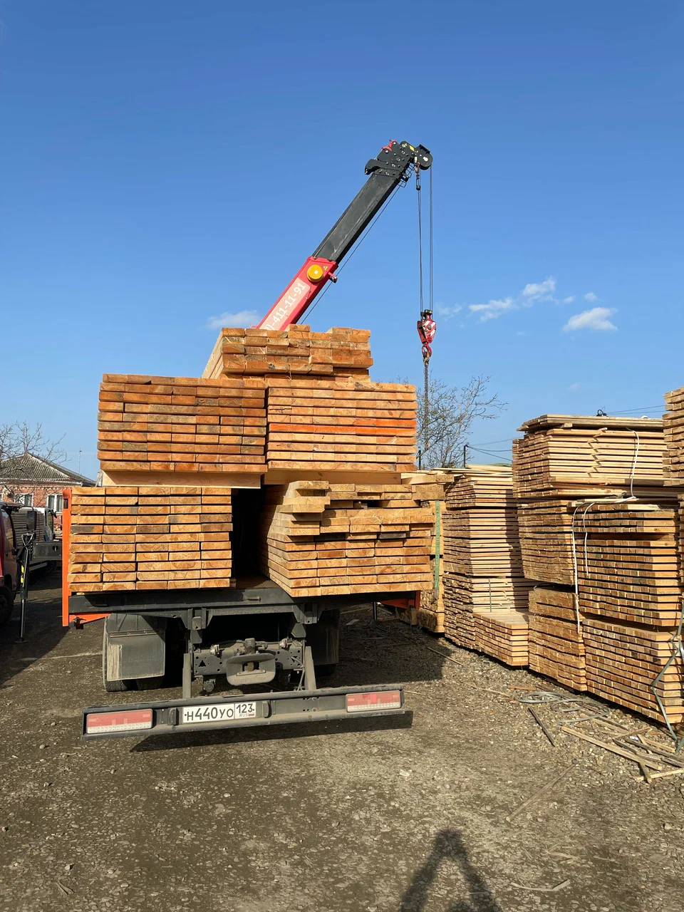 Доска обрезная 50x150x6м ОТ 15500 рублей за м3